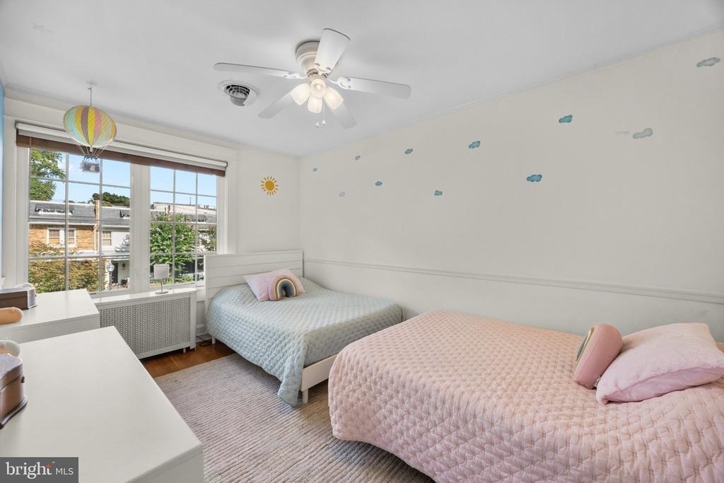 1930 37th Street Nw - Photo 18