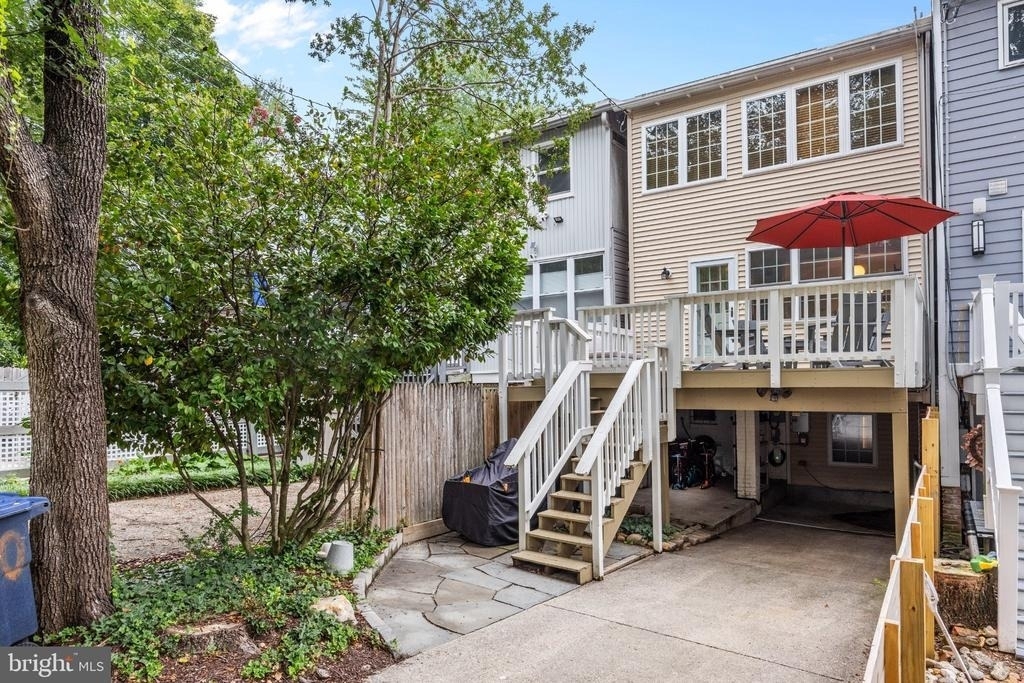 1930 37th Street Nw - Photo 32