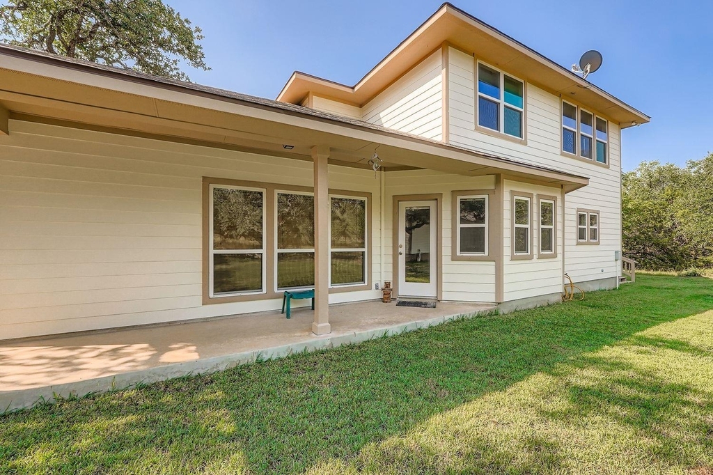 900 Wayside Drive - Photo 13