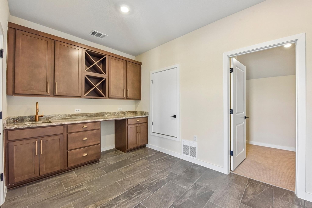 245 John Webster St - Photo 30