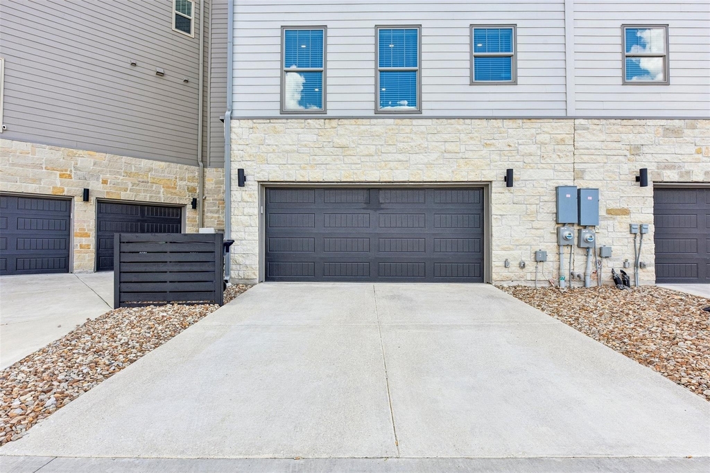 245 John Webster St - Photo 17