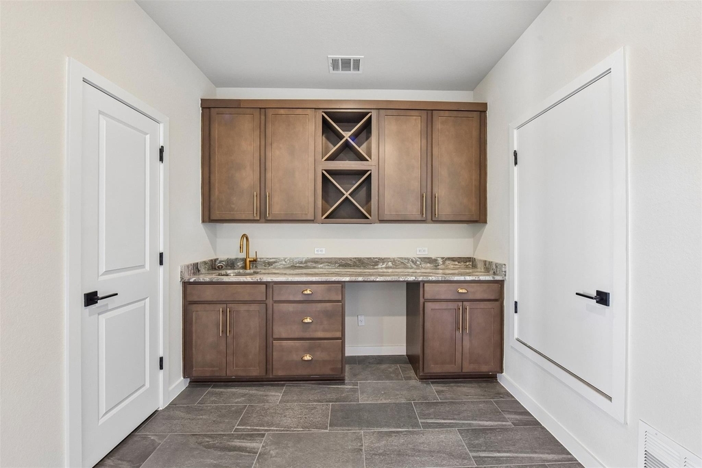 245 John Webster St - Photo 31