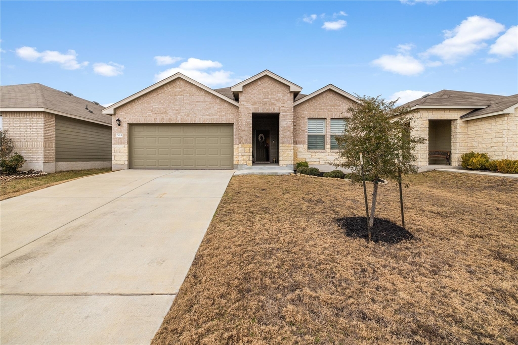 583 Taggart Trl - Photo 2