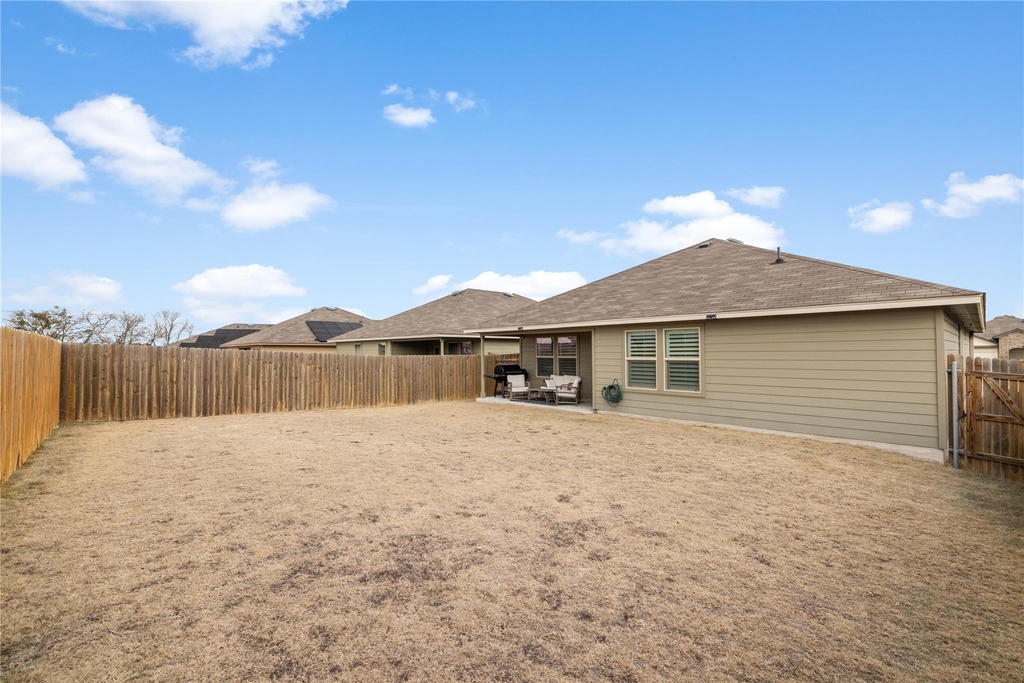 583 Taggart Trl - Photo 23