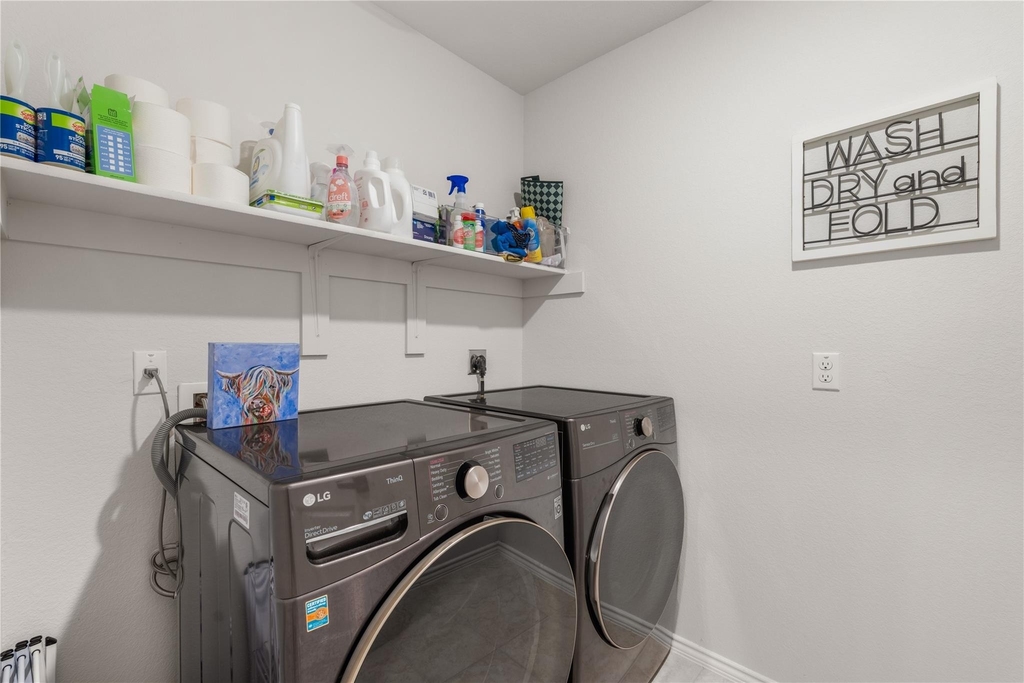 583 Taggart Trl - Photo 19