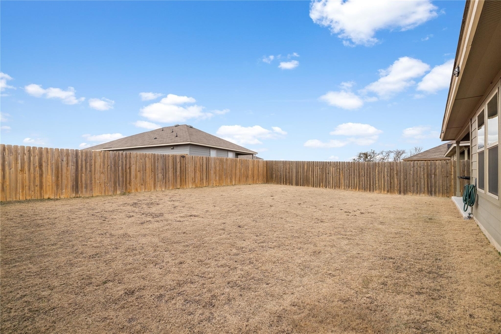 583 Taggart Trl - Photo 24