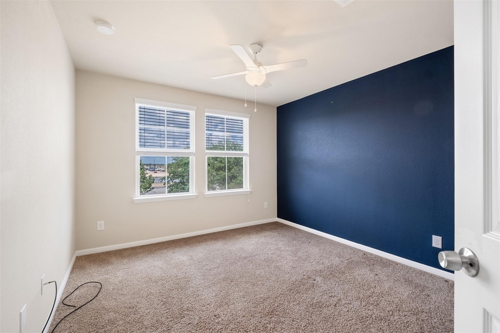 730 Lost Pines Ln - Photo 16