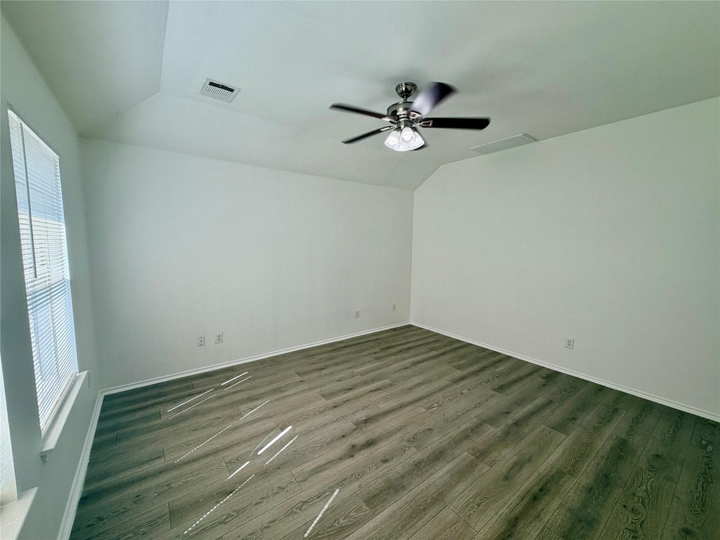 1148 Shadow Creek Blvd - Photo 9