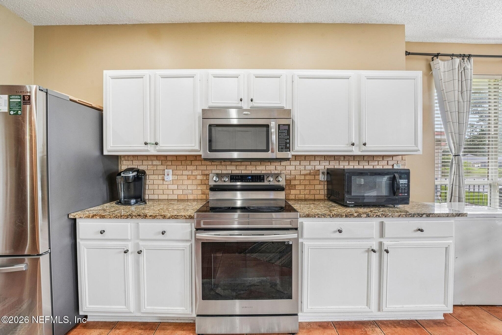 1629 Sandy Springs Drive - Photo 18