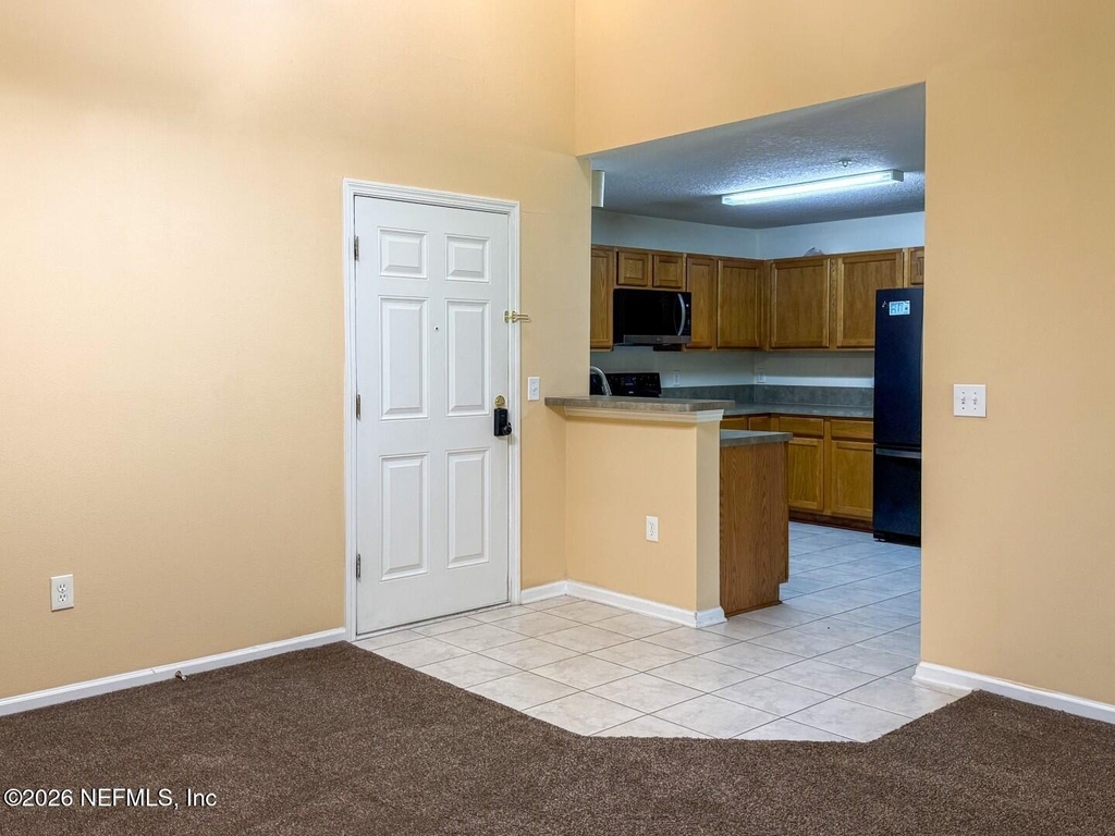 6860 Skaff Avenue - Photo 4