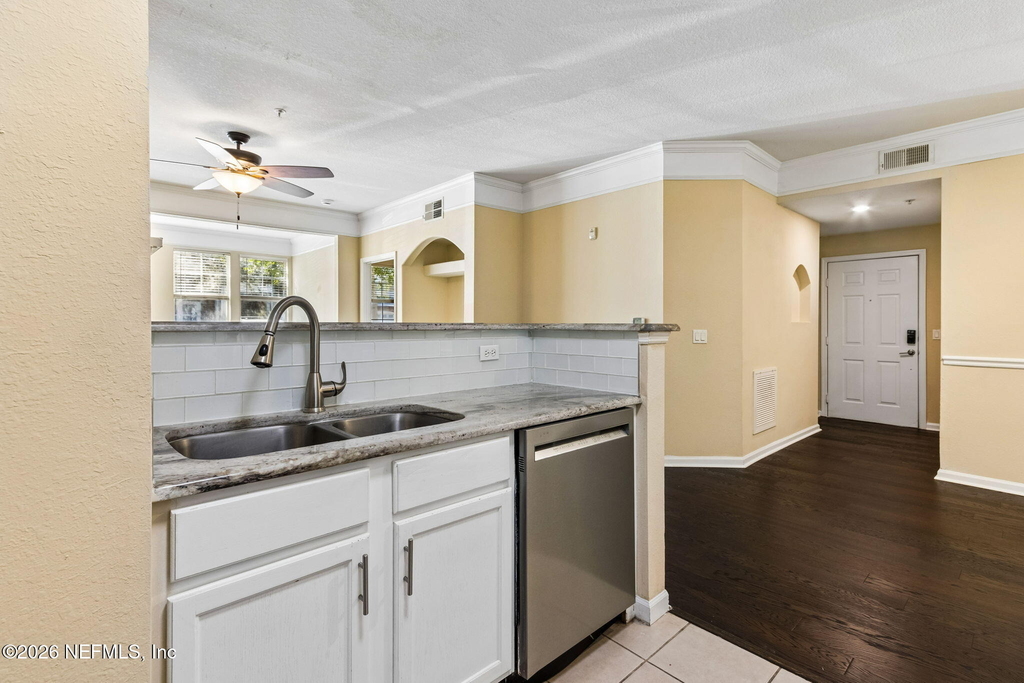 8550 Touchton Road - Photo 15