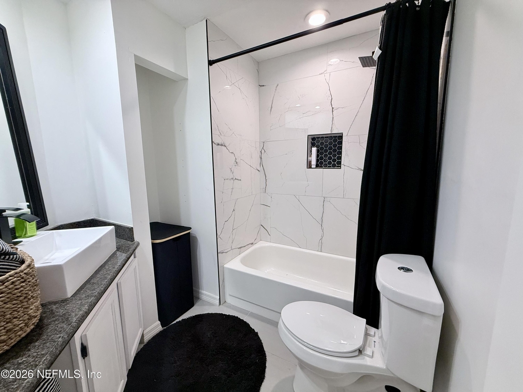 8524 Bitterwood Court - Photo 8