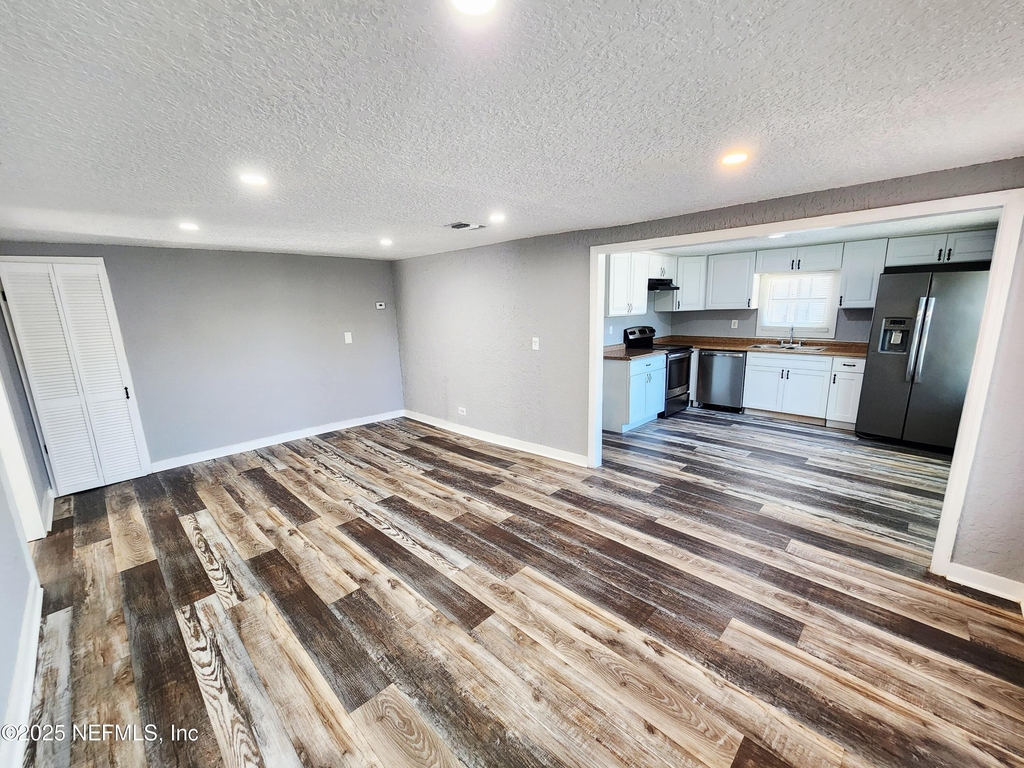 3238 Townsend Boulevard - Photo 3