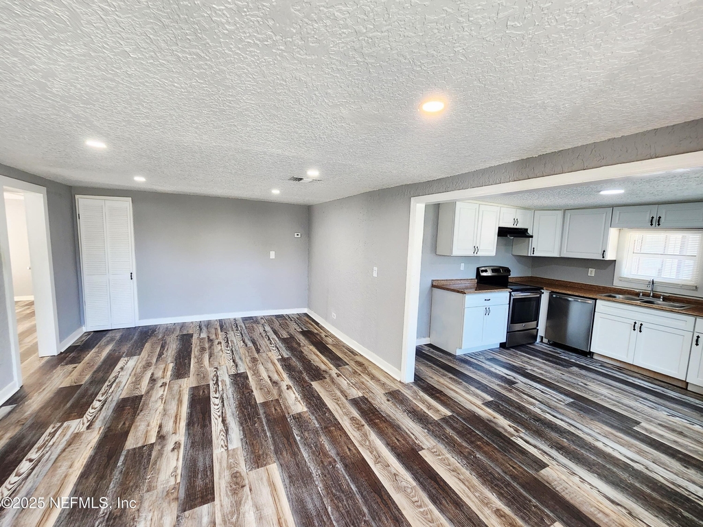 3238 Townsend Boulevard - Photo 4
