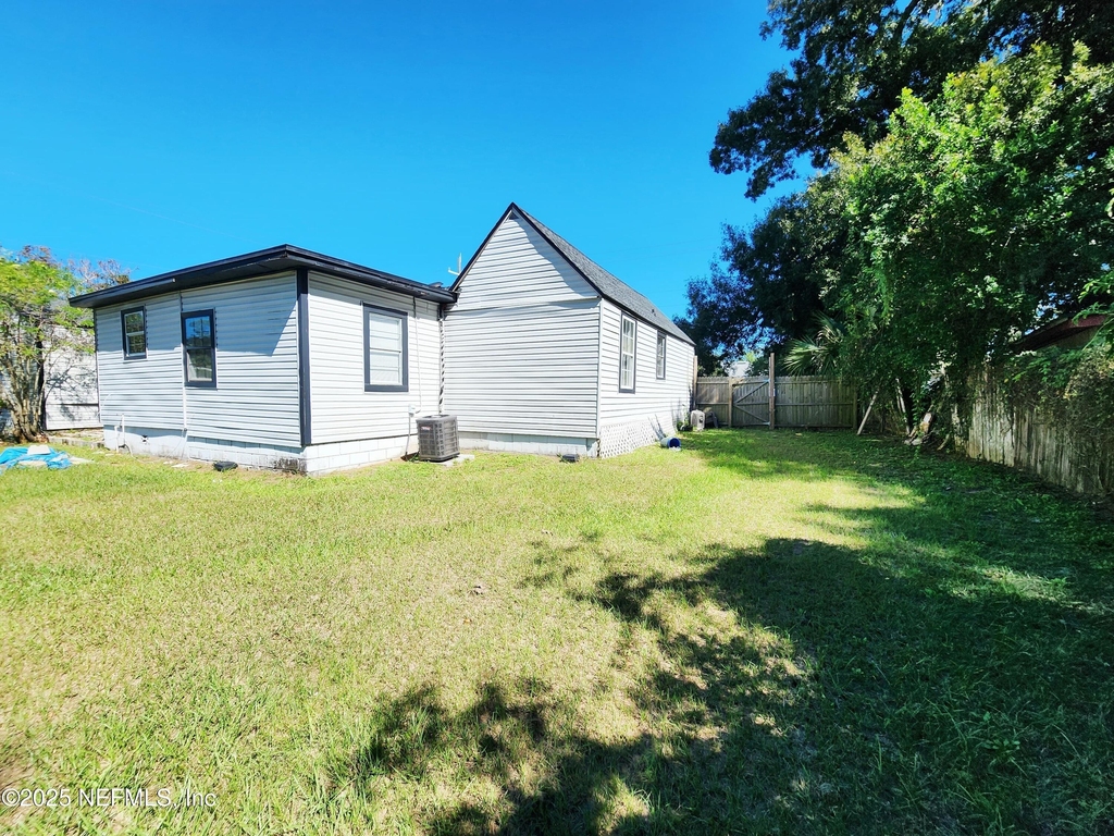 3238 Townsend Boulevard - Photo 14