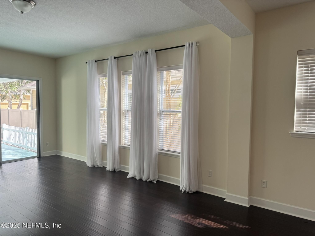 186 Lone Eagle Way - Photo 20