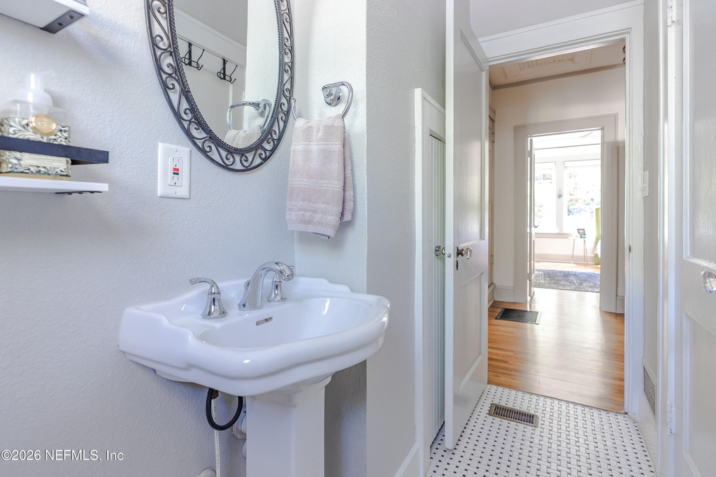 2944 Olga Place - Photo 38