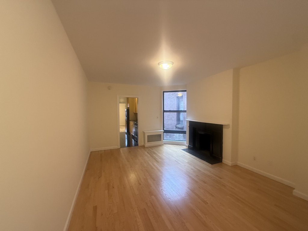 152 East 84th Street - Photo 0