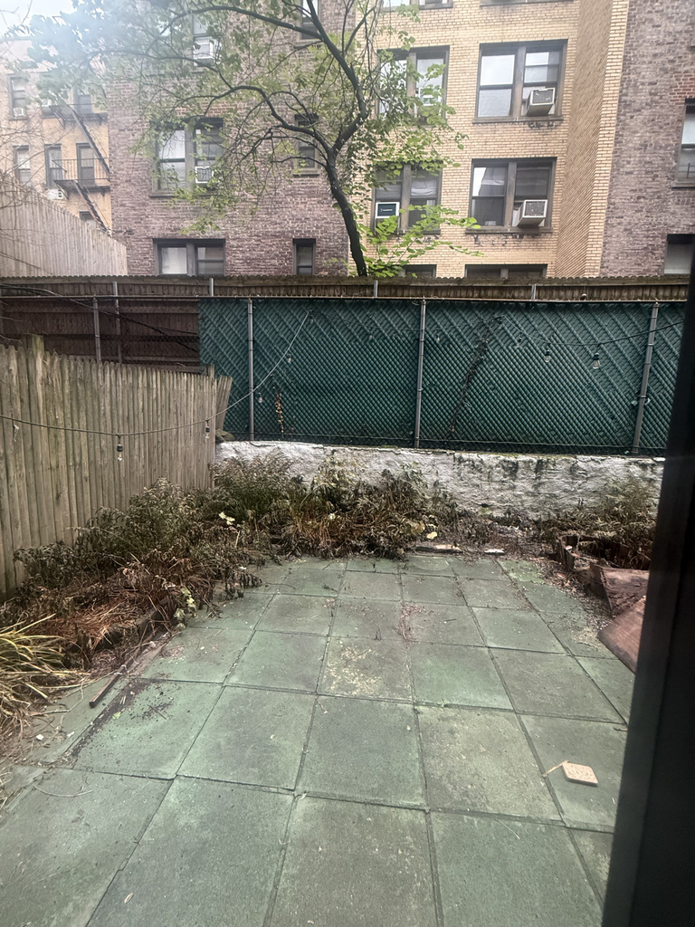 152 East 84th Street - Photo 10