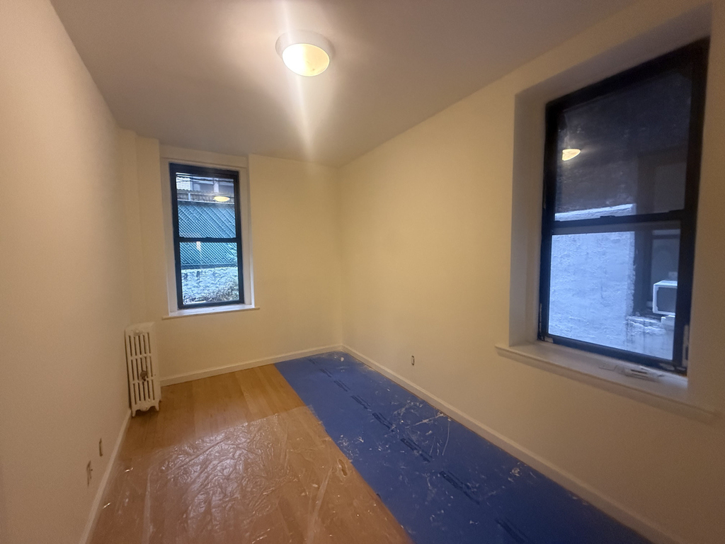 152 East 84th Street - Photo 4
