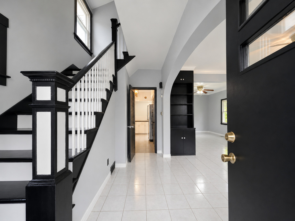 506 Barrett Street - Photo 2