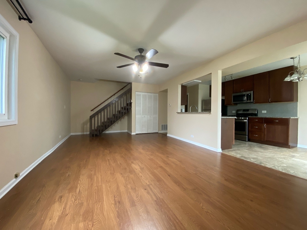 333 Regatta Point - Photo 1