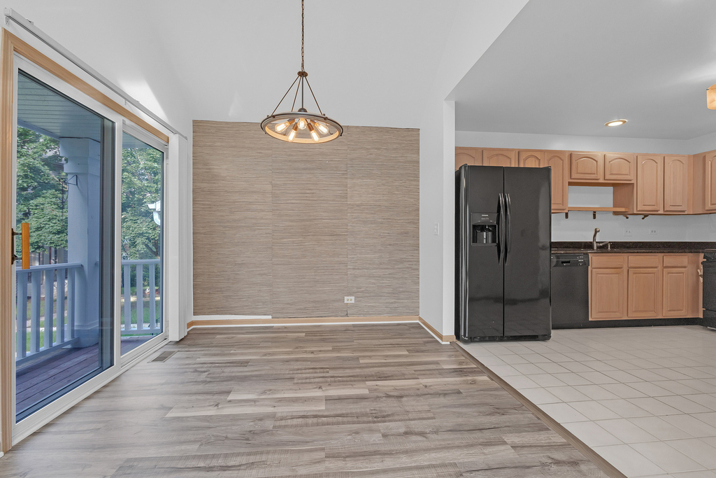 1651 Apple Tree Lane - Photo 8