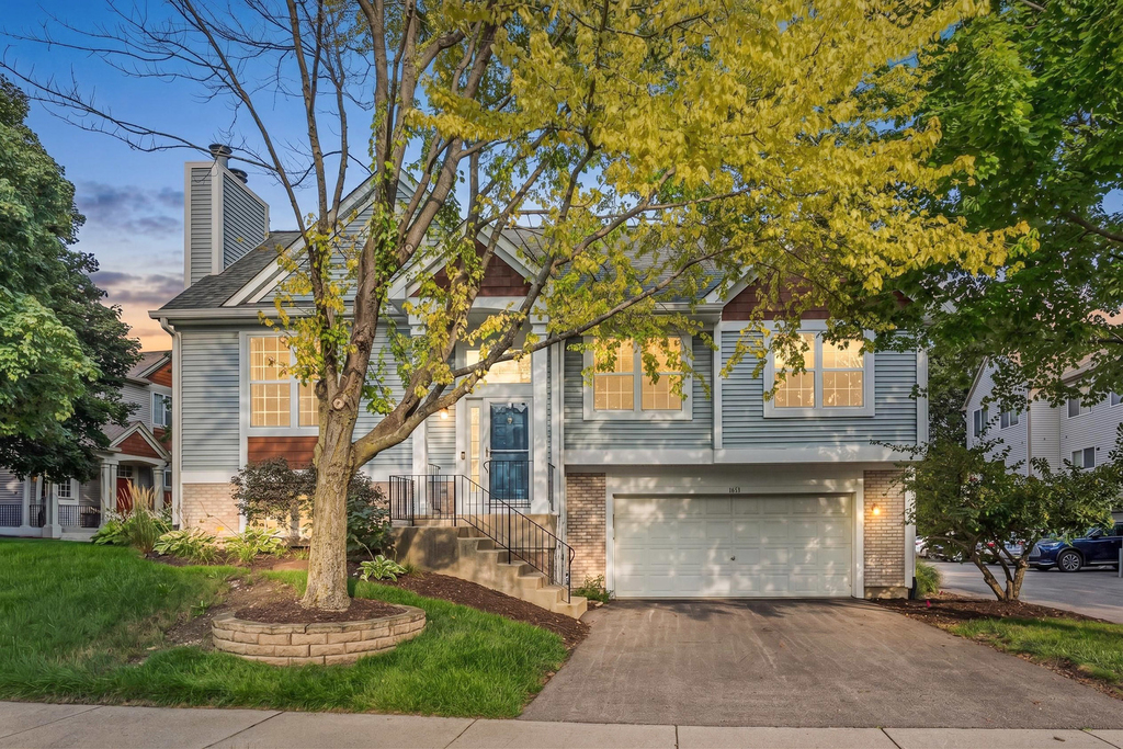 1651 Apple Tree Lane - Photo 1