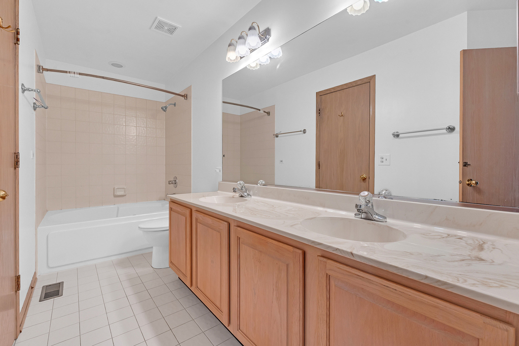 1651 Apple Tree Lane - Photo 11
