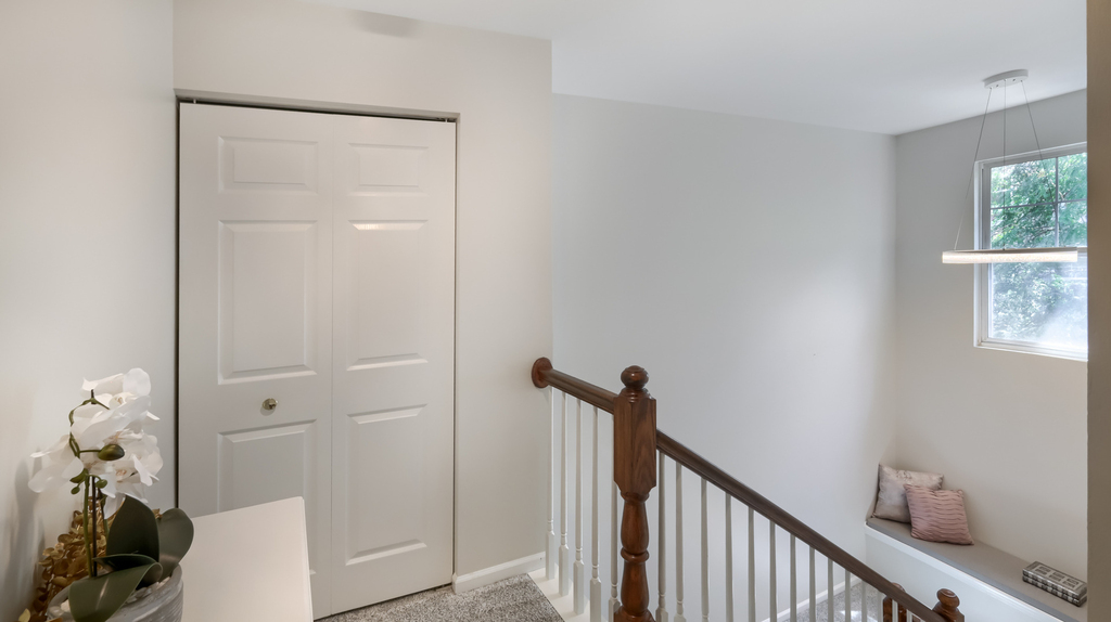 5630 Cambridge Way - Photo 4