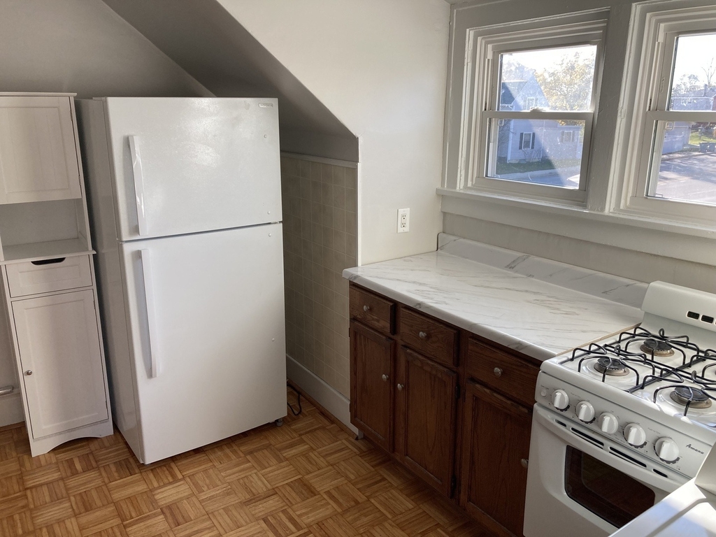 5425 Webster Street - Photo 4