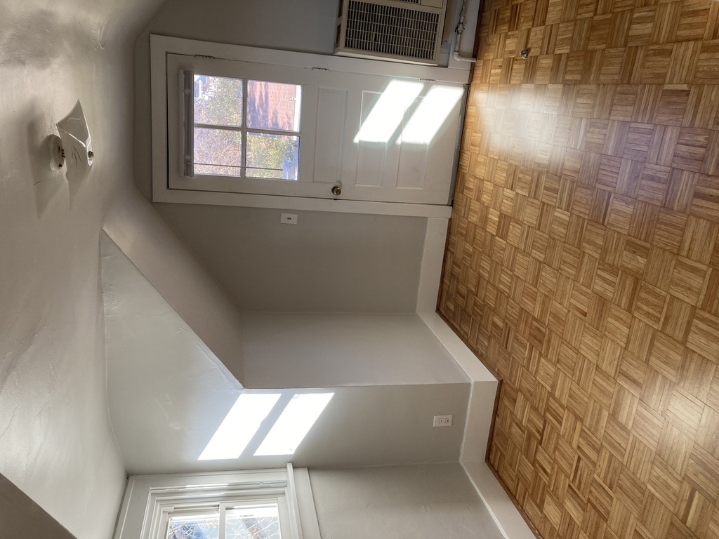 5425 Webster Street - Photo 2