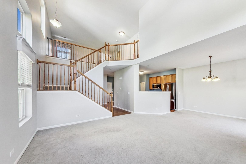 3211 S Ronan Drive - Photo 4