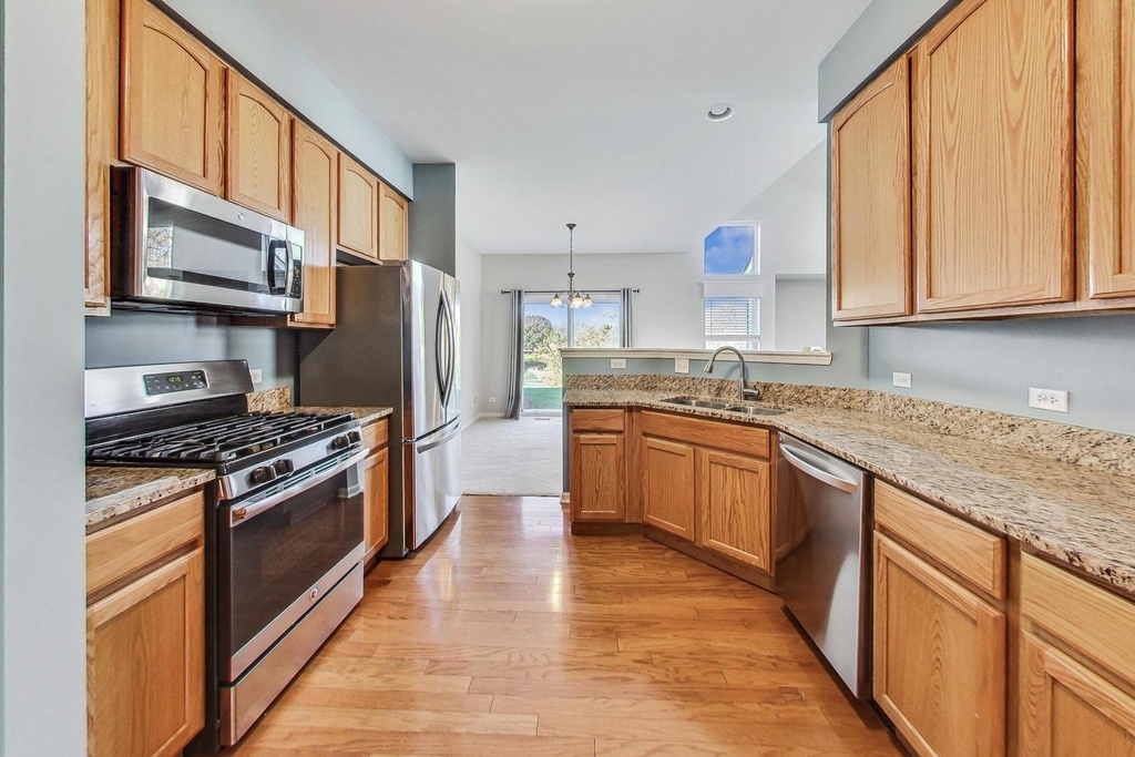 3211 S Ronan Drive - Photo 7