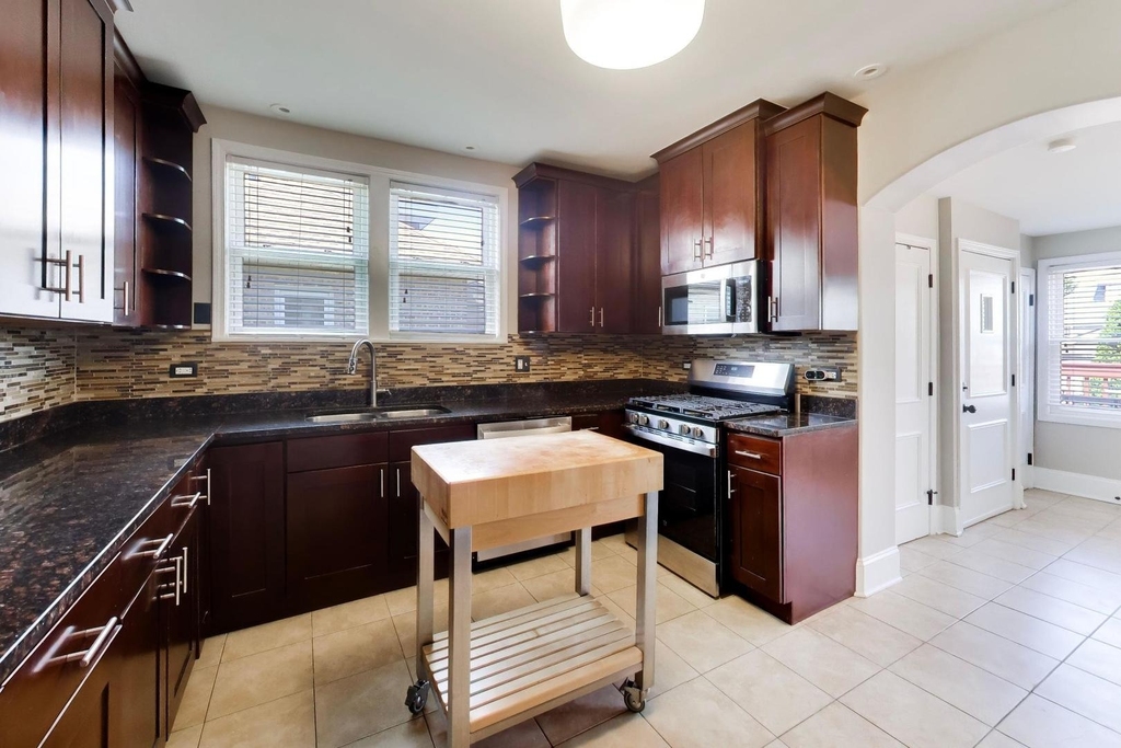 7922 W Elmgrove Drive - Photo 9