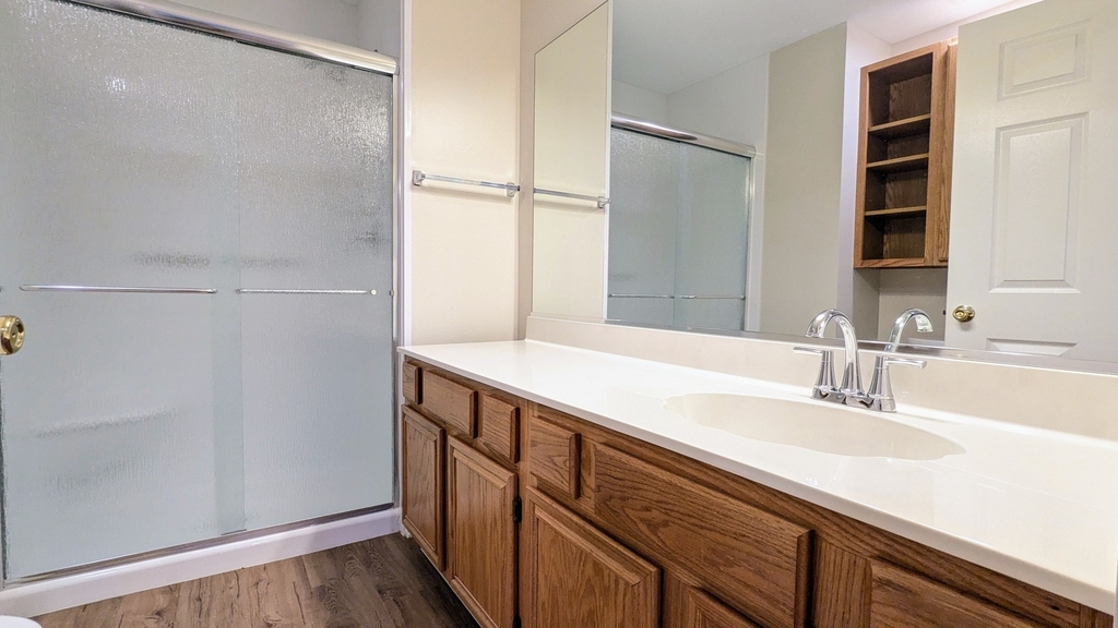 1628 Columbia Circle - Photo 9