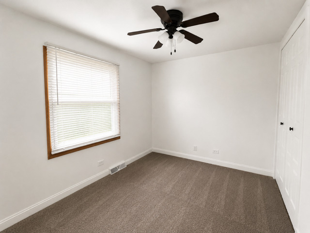 425 Ardglass Court - Photo 3
