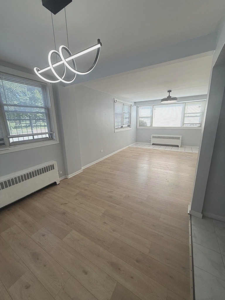 6700 S Paxton Avenue - Photo 8