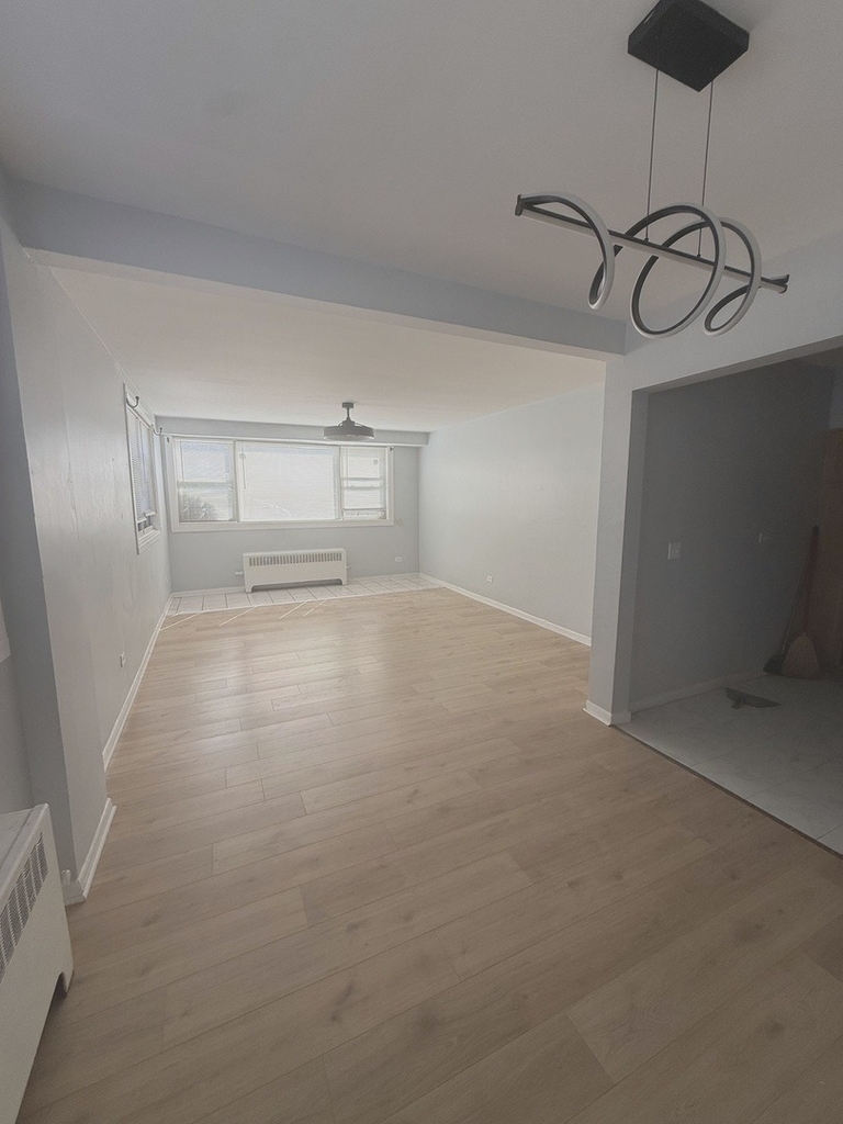 6700 S Paxton Avenue - Photo 10