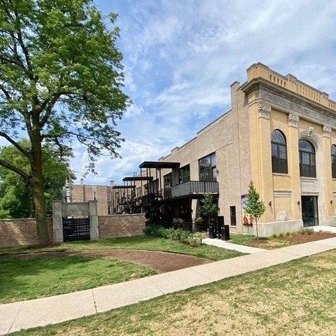 3228 W Palmer Street - Photo 0