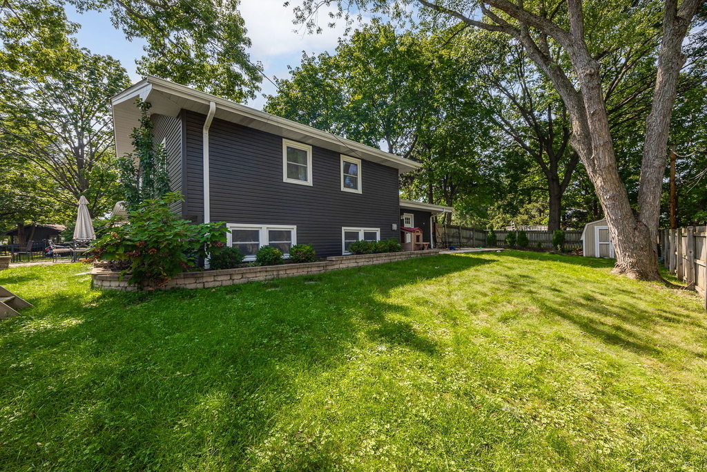 1024 Catalpa Lane - Photo 33