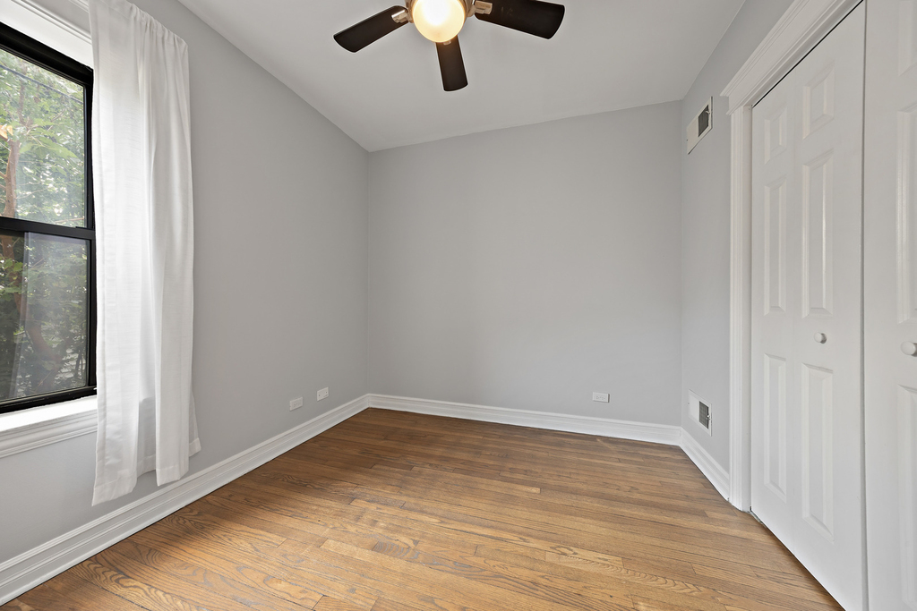 2211 W Winona Street - Photo 8