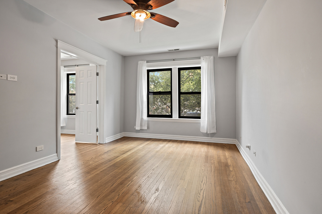 2211 W Winona Street - Photo 3