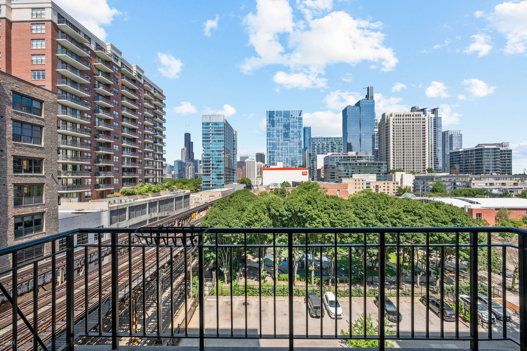 1516 S Wabash Avenue - Photo 11