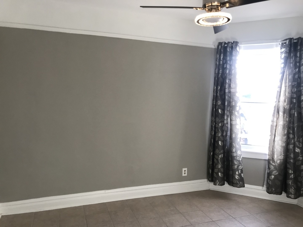 1540 N Hamlin Avenue - Photo 10
