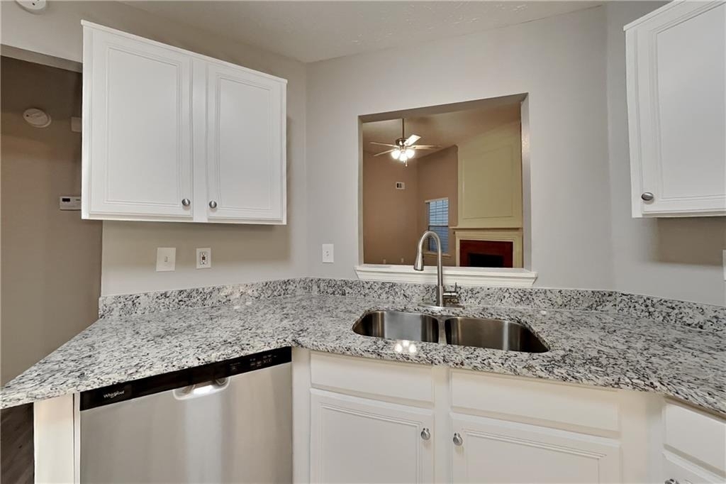 1517 Galewood Circle - Photo 5