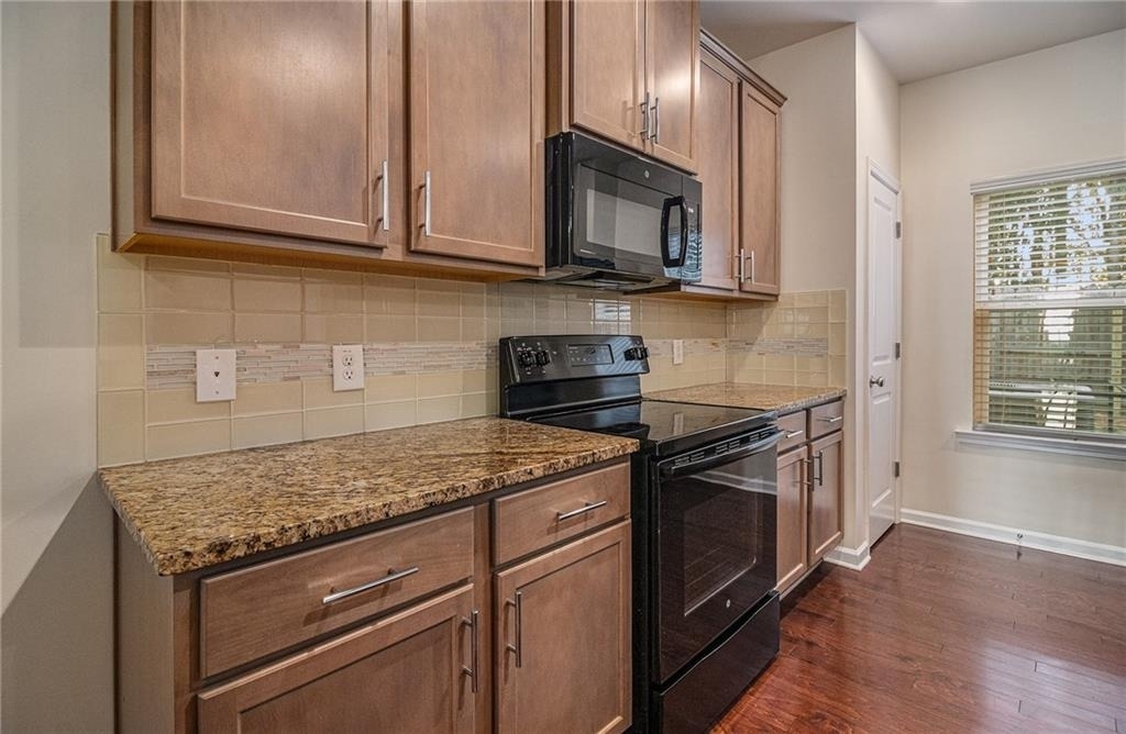 5004 Longview Walk - Photo 5