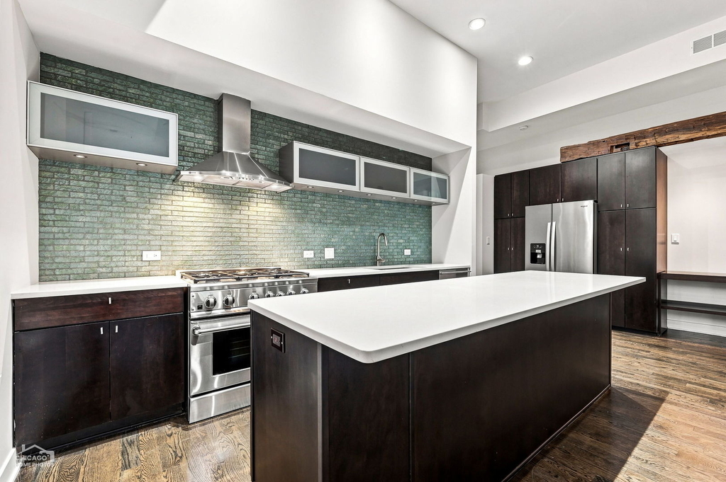 114 N Aberdeen Street - Photo 7