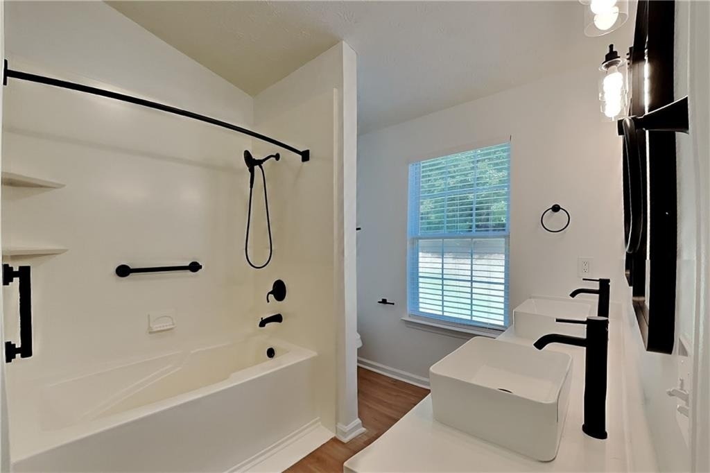 410 Crestbend Lane - Photo 11