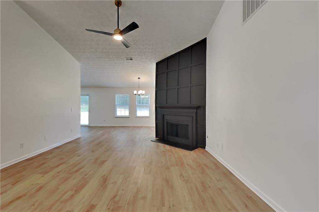 410 Crestbend Lane - Photo 1